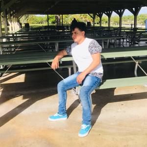 Meet your Posher, Thomas